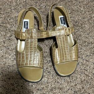 Vintage y2k green croc leather sandals block heel 8.5